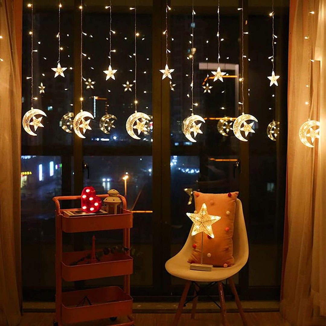 سلسلة أضواء ستارة القمر والنجوم من MOONCEE، 138 مصباح LED، تعمل بمنفذ USB للديكور (أبيض دافئ)
