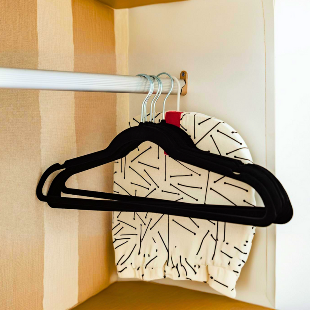 Black Baby Velvet Hangers – Space-Saving Velvet Hangers for Kids Clothes (30 PCs)