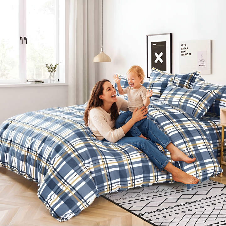 6 PCs King Size Floral Bedding Set with Flat Sheet, Duvet Cover & 4 Pillow Covers (MNC25)