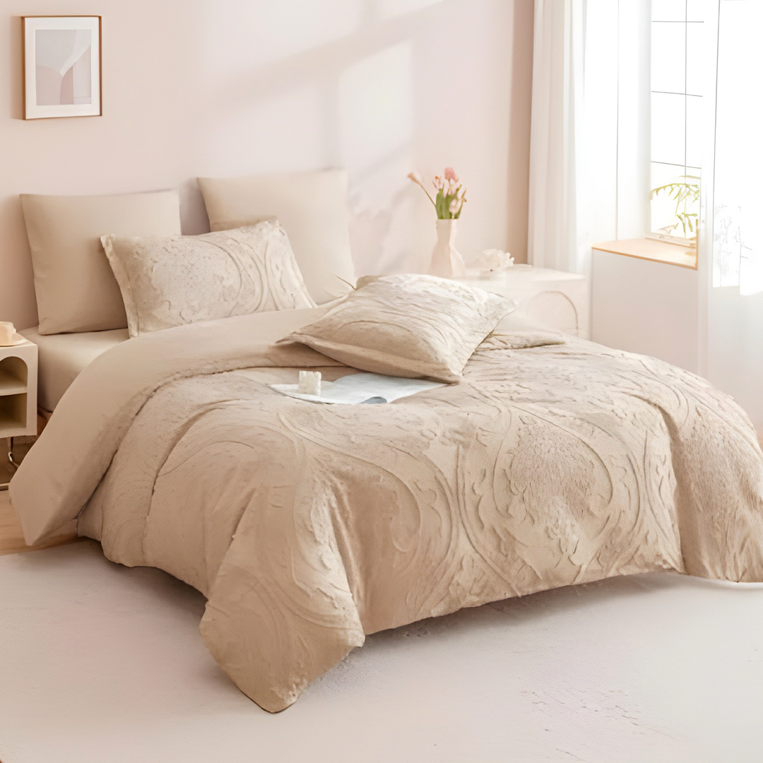 King Size 6 PCs Bedding Set – Duvet Cover, Fitted Sheet & 4 Pillowcases (6FM52)