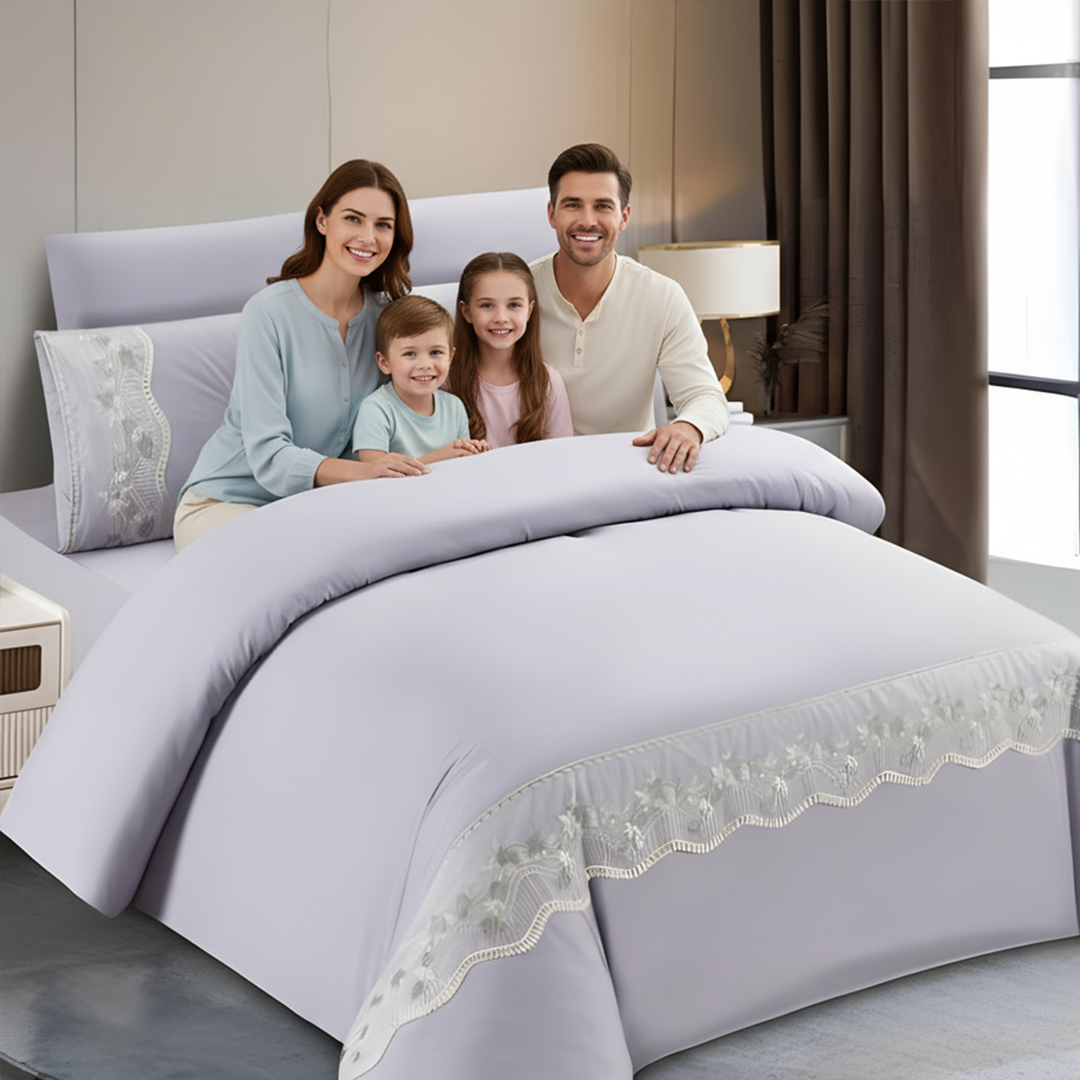 Elegant Bedding Set - King Size 6 PCs Duvet Cover & Pillowcases with Pattern Border(Purple)