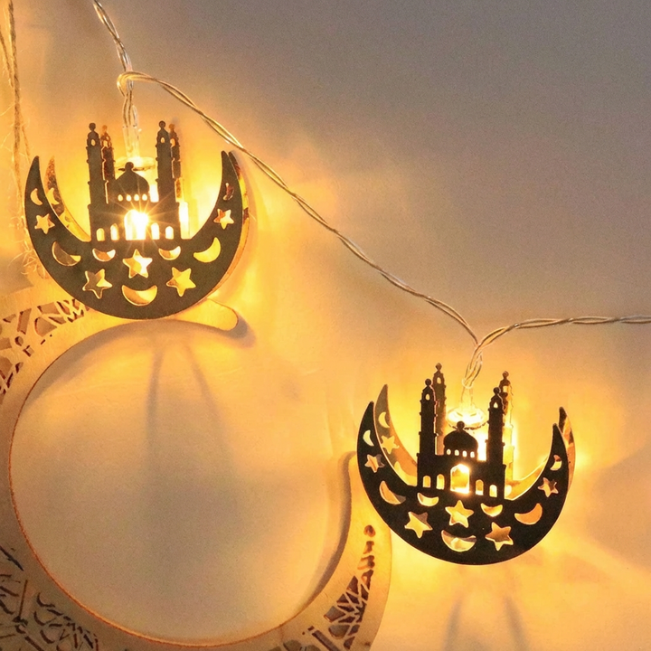 20 LED Moon & Star String Lights, Battery-Powered for Ramadan Decor (Warm Golden Light)