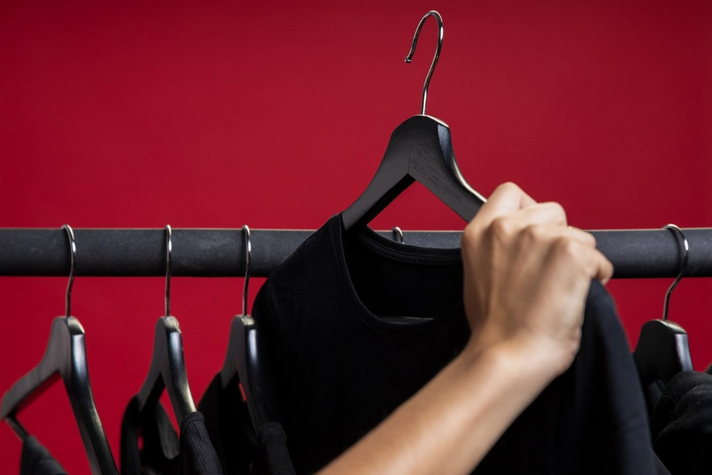 plastic clothes hangers in black color