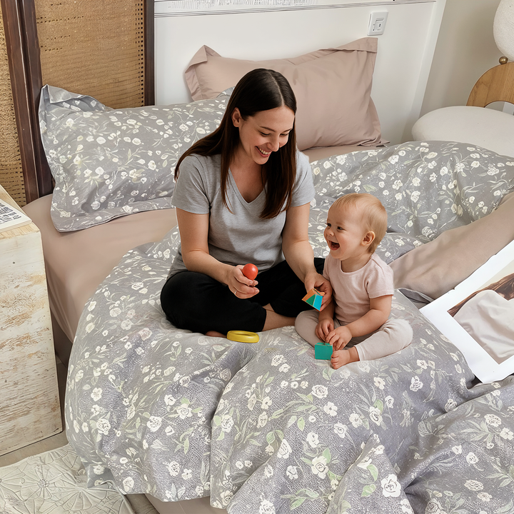 Floral 6 PCs King Size Bed Set with Duvet Cover, Fitted Sheet & Matching Pillowcase(6FS109)