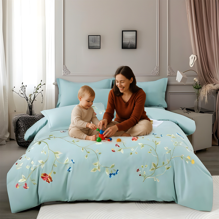 King Size 6 PCs Embroidered Bedding Set with 220x240 Duvet Cover & fitted sheet (6ES41)