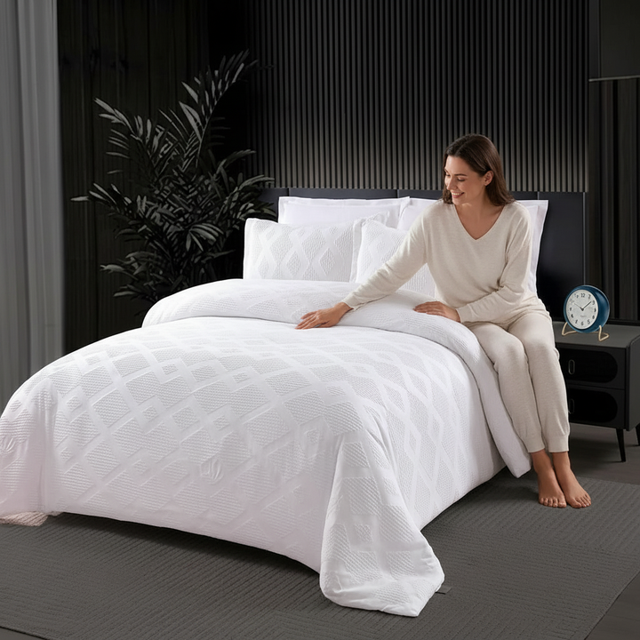 Luxury Bedding Sets with Duvet Cover 220x240 – 6 PCs King Size Fitted Sheet Set(6FM6)