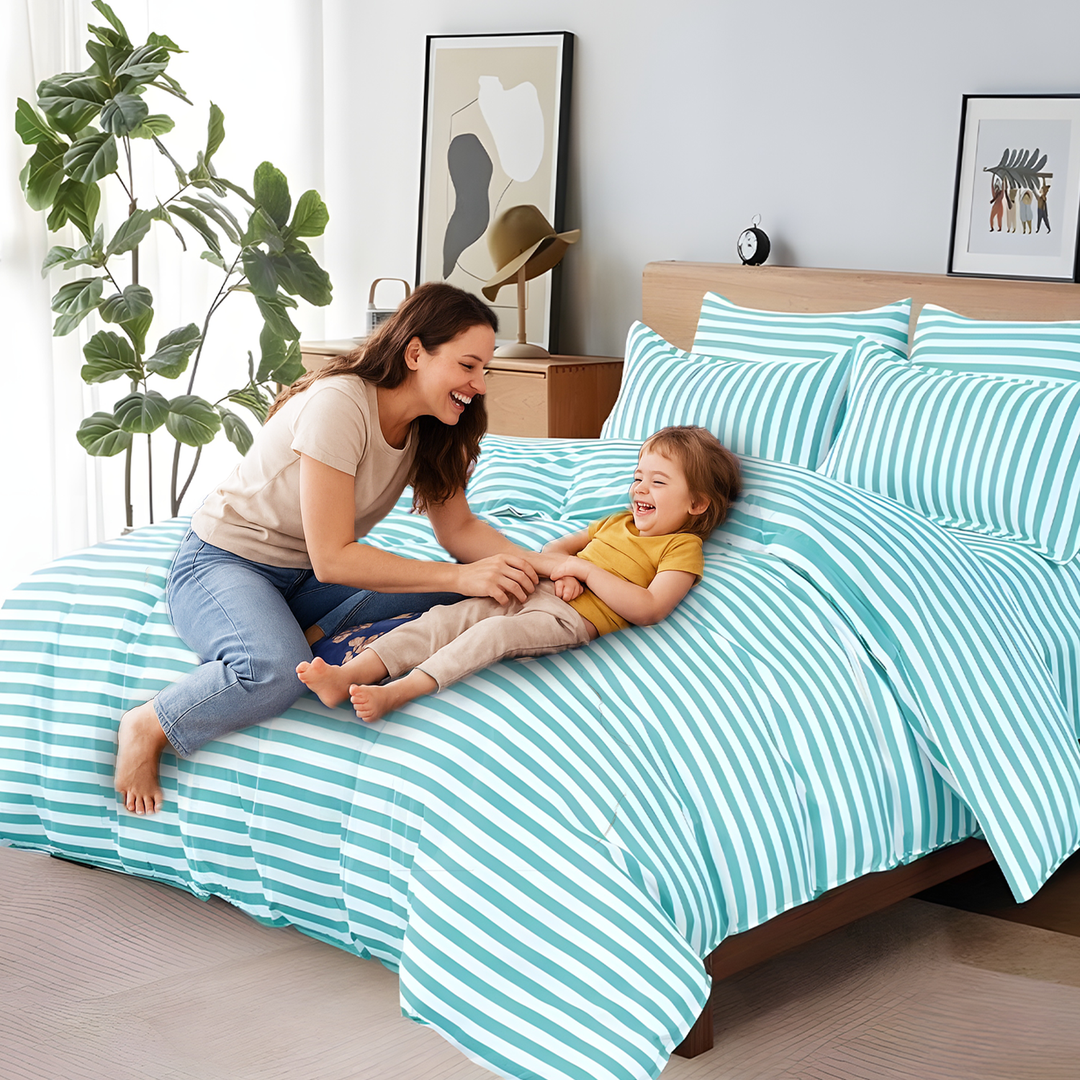 King Size Printed 6 Pcs Bedding Set with Duvet Cover, Flat Sheet & 4 Pillowcase (Aqua Blue)