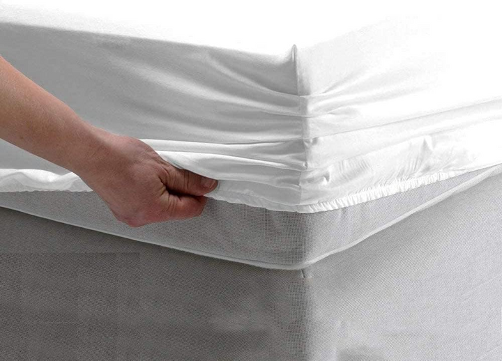 Luxury 100% Long Staple Cotton 144 TC Queen Fitted Sheet 160 x 200 cm (White)