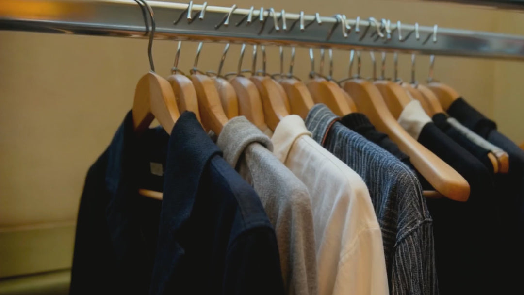 Premium Wooden Hangers Set – Durable, Anti-Slip & Ideal for Jackets, Suits, Coats (Natural)