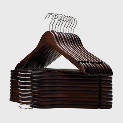 wooden_hangers
